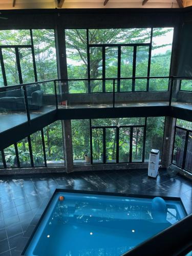 Kolam renang di atau dekat dengan Zoo Villa by Cobnb at Zoo Negara, Ampang Area