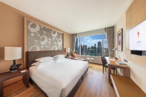 Eastin Grand Hotel Sathorn — Bedroom