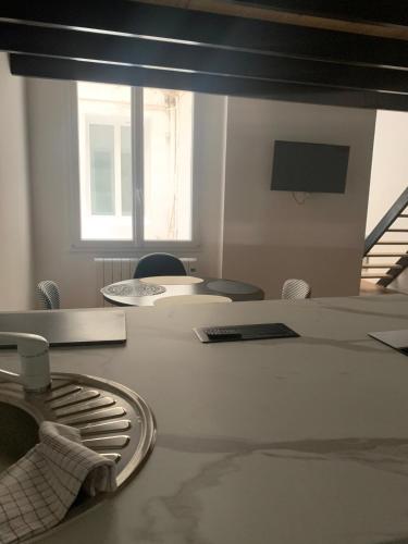 Foto Superbe loft, gare place Carnot 3
