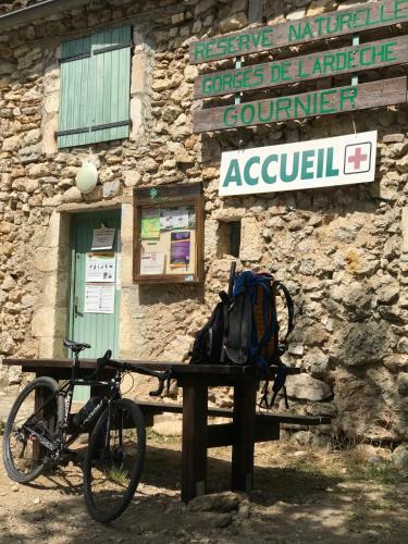 Gambar di galeri bagi Maison Gîte Vallon Pont d'Arc di Vallon-Pont-dʼArc