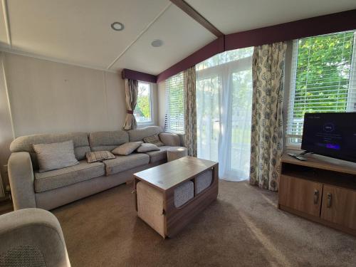 Télévision ou salle de divertissement dans l'établissement Caravan at Seton Sands, near Edinburgh and Berwick