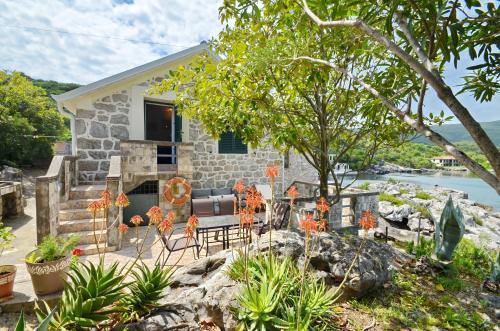 Gallery image of Holiday Home Brinic in Tivat