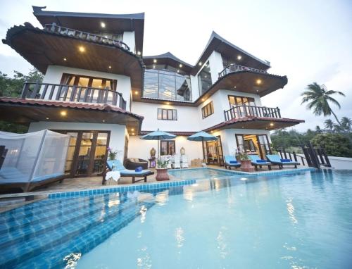 Royal Majestic Grand Thai Villa