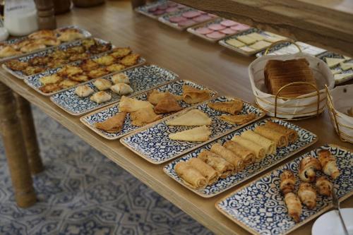 Jídlo v hotelu nebo okolí