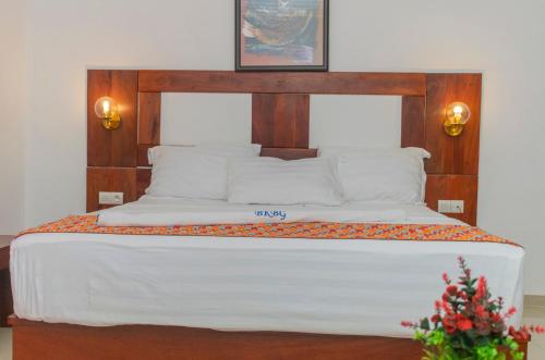 コトヌーにあるHotel BKBG Beninのギャラリーの写真