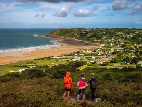 Gallery image of Maison proche plage in Flamanville