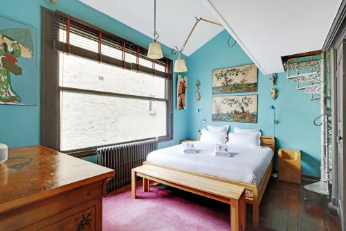 Pick A Flat's Townhouse in Montparnasse - Boulevard du Montparnasse