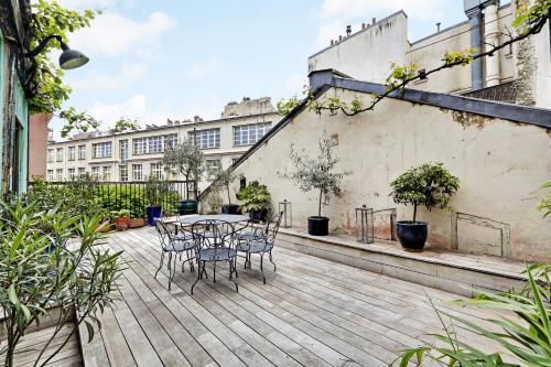 Pick A Flat's Townhouse in Montparnasse - Boulevard du Montparnasse