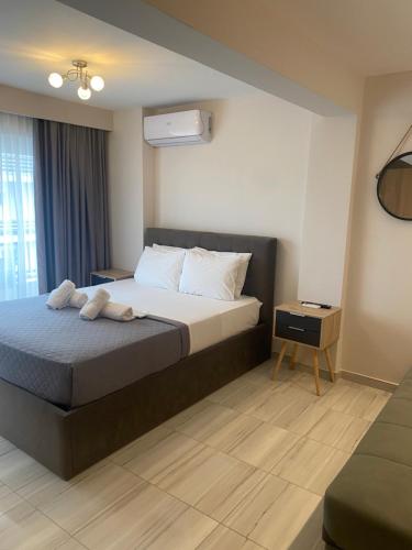 THOMAS STUDIOS & APARTMENTS PARALIA 2