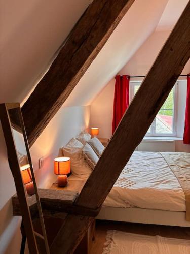 Photo de la galerie de l'établissement L'hirondelle - Jacuzzi® privatif, à Goussancourt