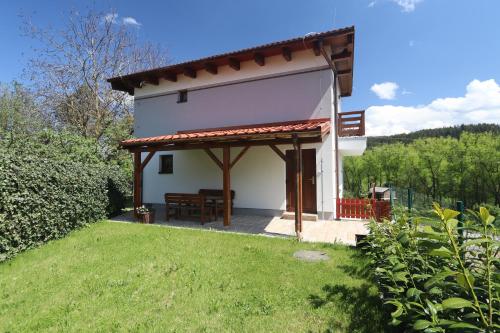 DOMEČEK ve Frymburku