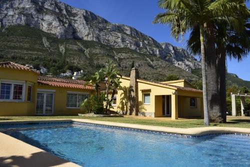 Anacasa Villa Montgo Perelloner CH4316