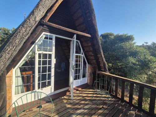 Gallery image of Tshiamo Bush Chalet - Utopia in Buffelspoort