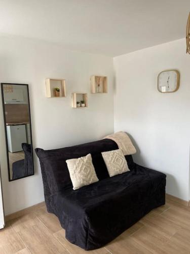 Χώρος καθιστικού στο Le HappyNous, cosy, climatisé, wifi, parking privé intérieur