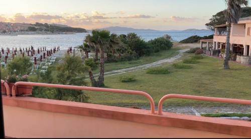 a view of the ocean from a balcony at Case sul mare in Palau