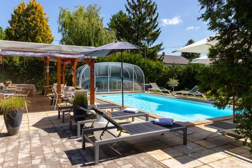 Balaton Fantasy Villa