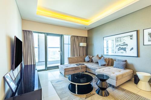 Dubai Dreaming Stylish 1BR, DAMAC Towers Paramount