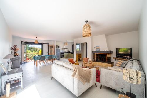 Maison Le Boulou - Grand jardin piscine privée