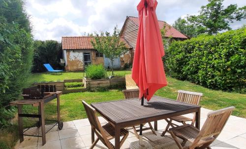 Κήπος έξω από το Chambre d'hote Frettecuisse