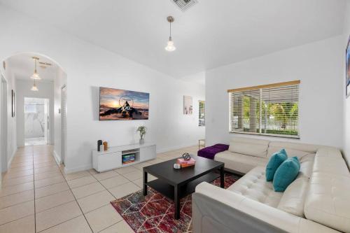 Φωτογραφία από το άλμπουμ του The Vibrant Retreat - Villa With Private Patio σε Βόρειο Μαϊάμι