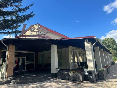 Budova, kde se hotel nachází