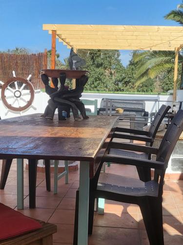 Balkón nebo terasa v ubytování Captain Morgan House