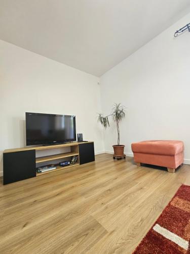 Μια τηλεόραση ή/και κέντρο ψυχαγωγίας στο Evida Apartament