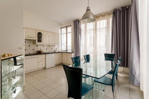 Champs-Élysées Lincoln - 2BDR