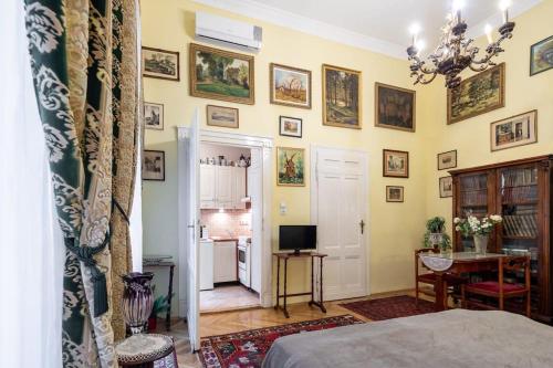 Lovely Central Apartment 1053 Budapest, Ferenciek tere 4 kép - 3