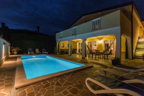 Ferienwohnung Dino mit Privatem Pool in Istrien