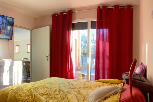 Photo de la galerie de l'établissement maison moderne, tout confort, de plain-pied 4 pers, à Sarlat-la-Canéda