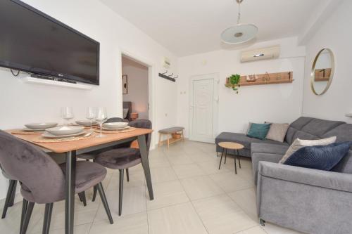 Apartman Lora