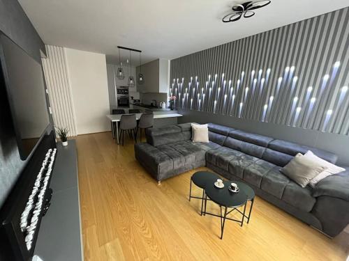 Green Park Apartment