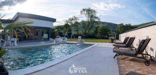 Πισίνα στο ή κοντά στο Villa Mermaid of Una