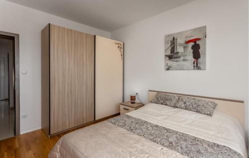 2 Bedroom Beach Front Apartment In Crikvenica