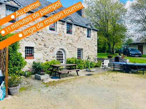 Maison traditionnelle bretonne proche de la mer