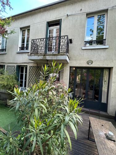 Foto Parisian Garden House 30'Disney, 10'Paris center 1