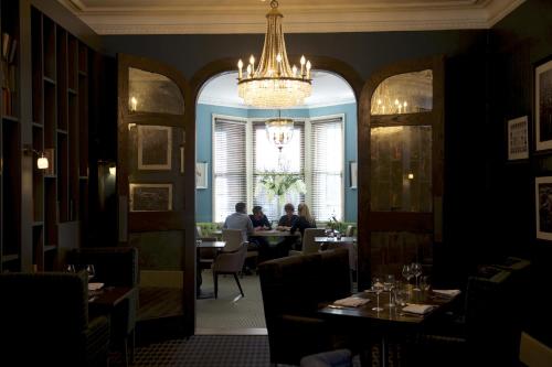 The Lodge Hotel - Putney photo 44