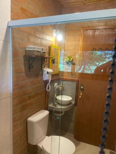 Bilik mandi di Cabanas Aconchego do Caboclo