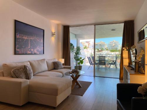 2 bedroom Luxury apartment in Benalmádena