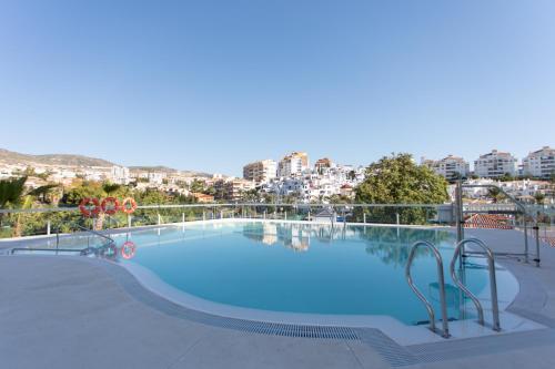 2 bedroom Luxury apartment in Benalmádena