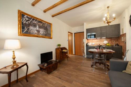 Casa Sorelle Flo - Flo Apartments
