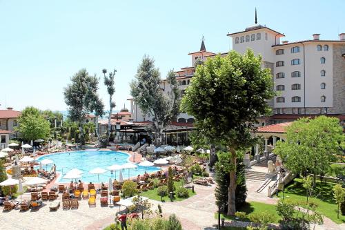 O vedere a piscinei de la sau din apropiere de Helena Park - Ultra All Inclusive