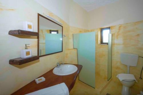 Skaros Cottage