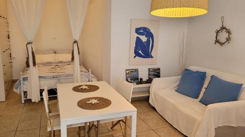 キスノスにあるSokaki House Kythnosのギャラリーの写真