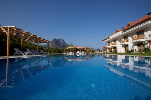 Afbeelding uit fotogalerij van Yonca Hotel in Adrasan