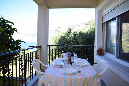 Effie's Escape Spacious country house