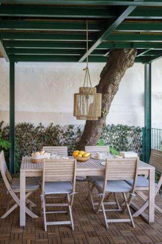 Lisbon Charm with Patio