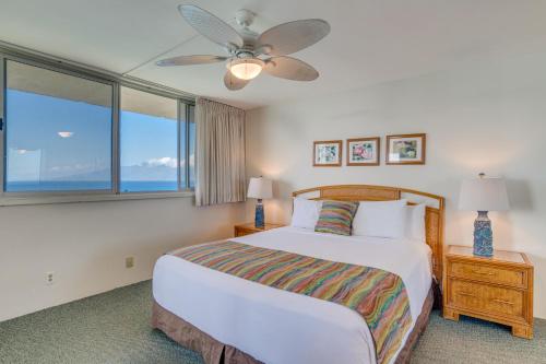 Postel nebo postele na pokoji v ubytování Royal Kahana