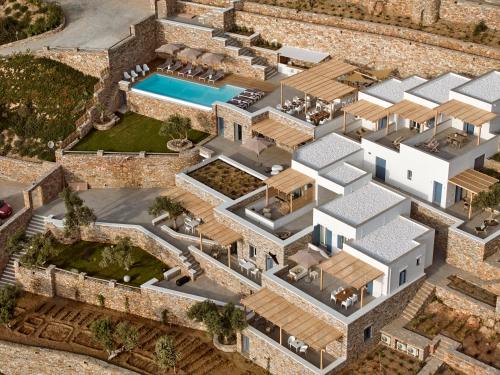 Πισίνα στο ή κοντά στο Eutopia Suites Sifnos